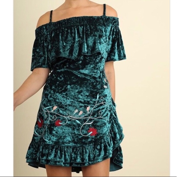 Boutique Dresses & Skirts - Peacock velvet ruffle dress